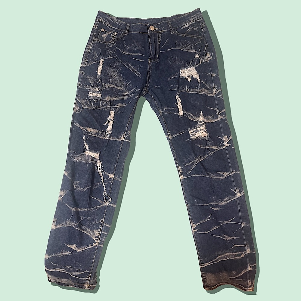 Distressed Straight-leg Jeans